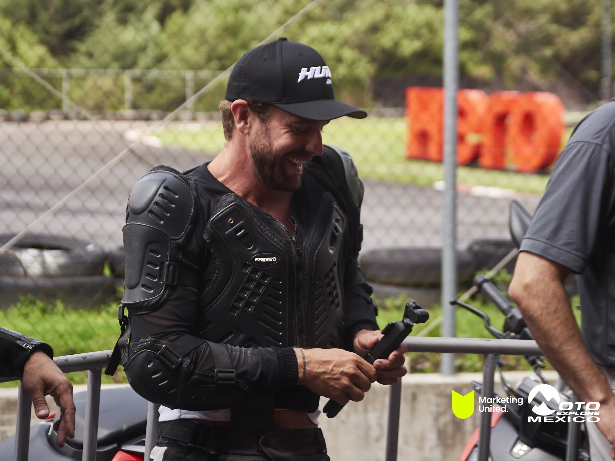 HUNK TRACKDAY 532